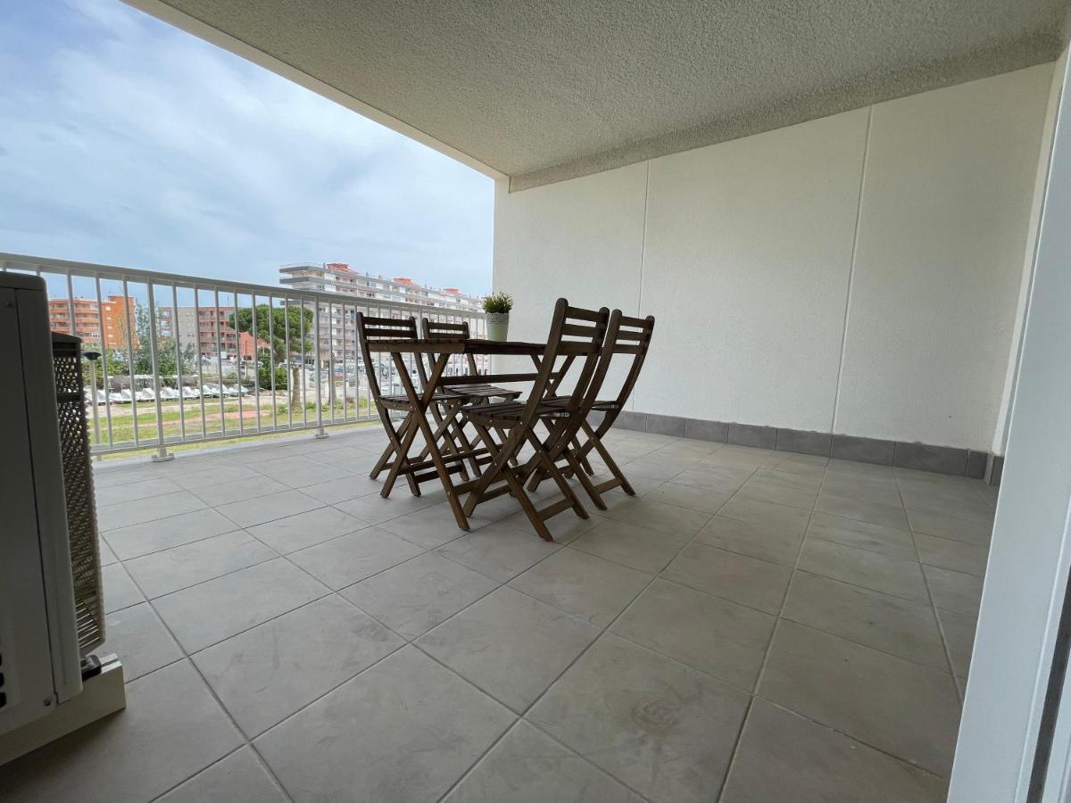 Apartamentos Con Terraza Frente Al Mar By Color Flats Canet d'En Berenguer Exterior photo