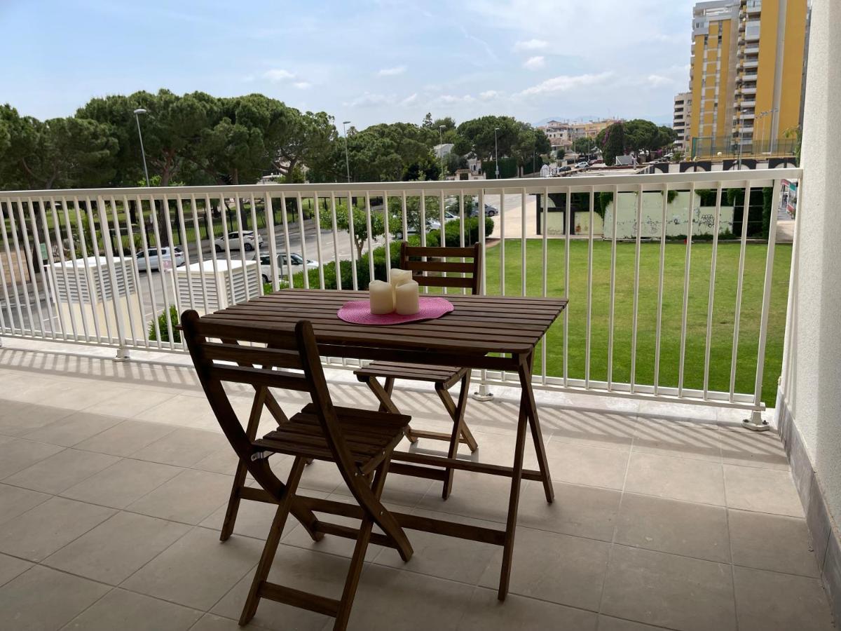 Apartamentos Con Terraza Frente Al Mar By Color Flats Canet d'En Berenguer Exterior photo
